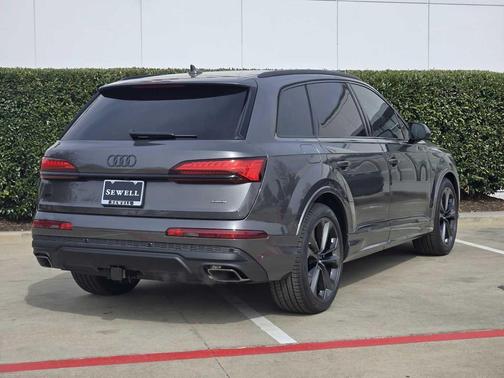 2026 Audi Q7 55 Premium Plus