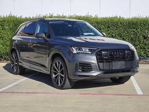 2024 Audi Q7 55 Premium Plus