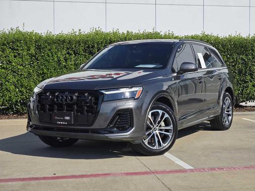 2025 Audi Q7 45 Premium Plus