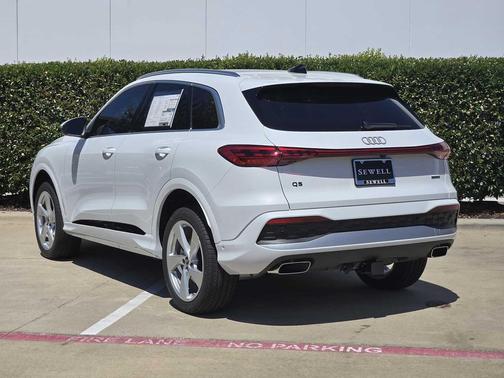 2025 Audi Q5 Premium Plus