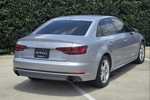 Florett Silver Metallic 2018 Audi A4 2.0T Tech ultra Premium