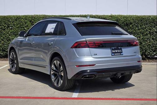 Satellite Silver Metallic 2026 Audi Q8 55 Prestige
