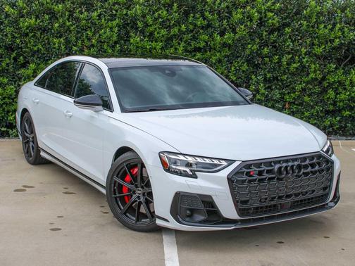 Glacier White Metallic 2024 Audi S8 4.0T