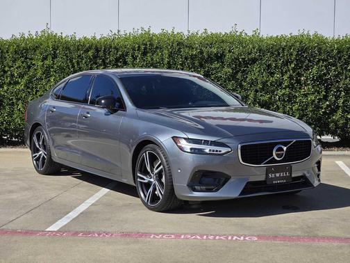 2020 Volvo S90 T6 R-Design