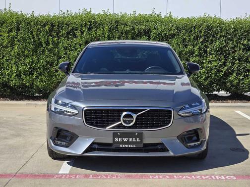 2020 Volvo S90 T6 R-Design