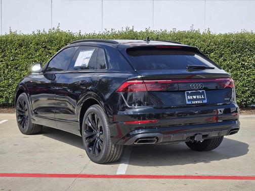 2026 Audi Q8 55 Premium Plus
