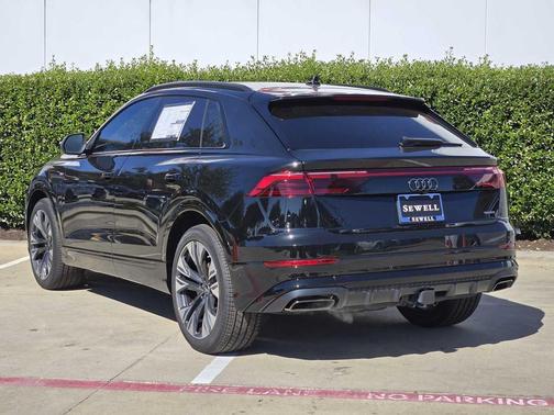 2026 Audi Q8 55 Premium Plus