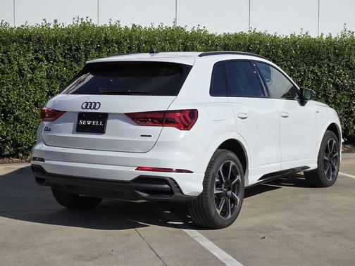 2025 Audi Q3 45 S line Premium Plus