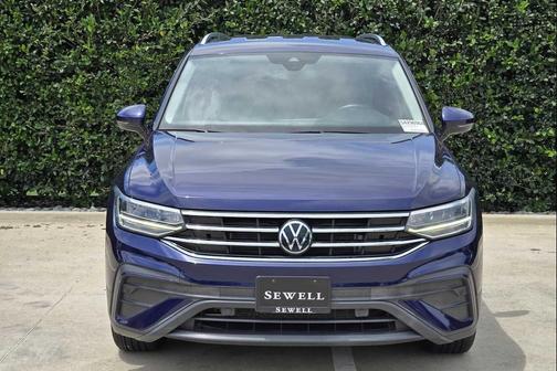 Atlantic Blue Metallic 2022 Volkswagen Tiguan 2.0T SE