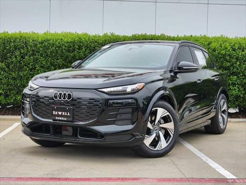 2025 Audi Q6 e-tron Prestige quattro