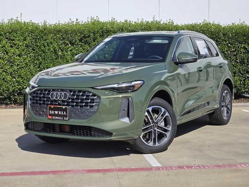 2025 Audi Q5 Premium Plus
