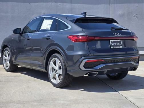 2025 Audi Q5 Prestige TFSI quattro S tronic