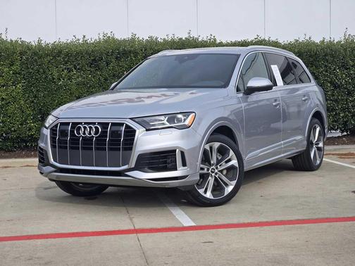 2022 Audi Q7 55 Premium Plus