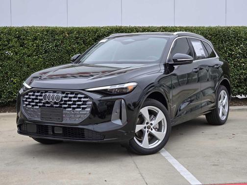 2025 Audi Q5 Premium Plus TFSI quattro S tronic