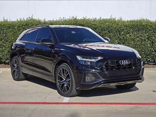 2021 Audi Q8 55 Premium Plus