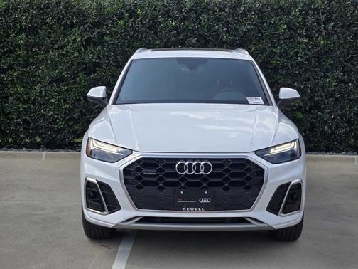 Arkona White 2024 Audi Q5 45 S line Premium