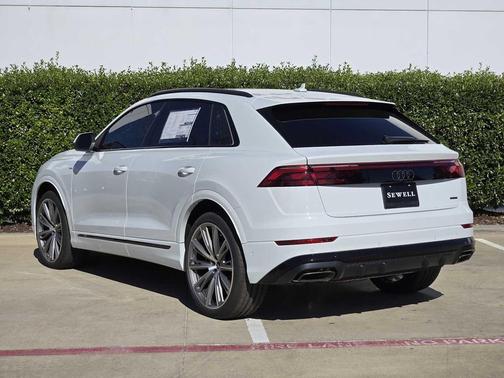 2026 Audi Q8 55 Prestige