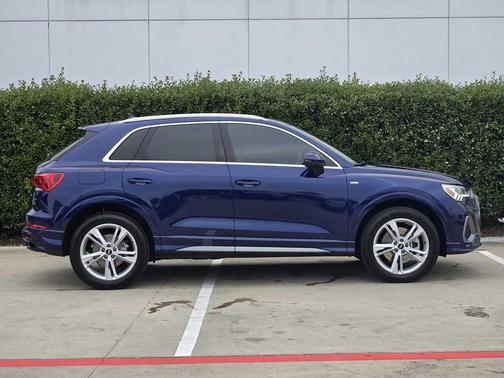 2022 Audi Q3 45 S line Premium Plus