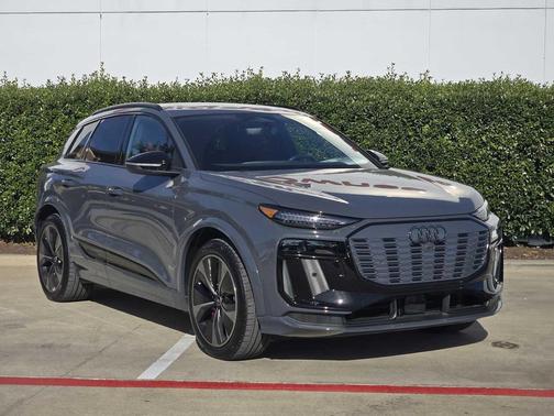 2025 Audi SQ6 e-tron Prestige quattro