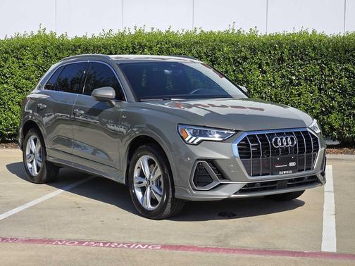 2022 Audi Q3 45 S line Premium Plus