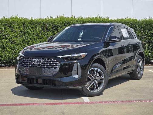 2025 Audi Q5 Premium Plus