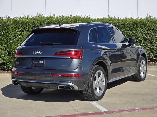 2023 Audi Q5 45 S line Premium Plus