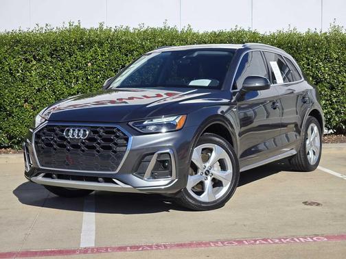 2023 Audi Q5 45 S line Premium Plus