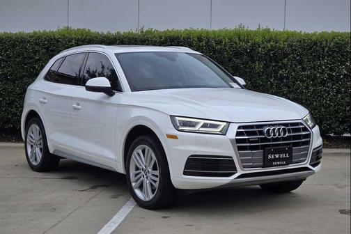 White / Black 2019 Audi Q5 2.0T Premium Plus