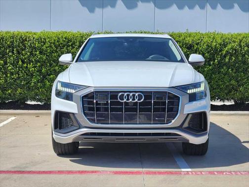 2023 Audi Q8 55 Prestige