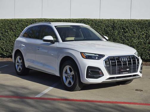 2024 Audi Q5 40 Premium