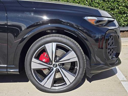 2025 Audi SQ5 3.0T Prestige
