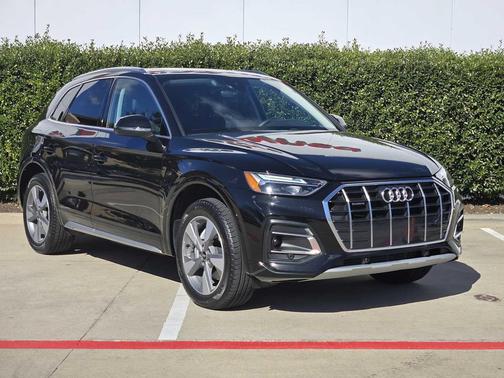 2023 Audi Q5 40 Premium