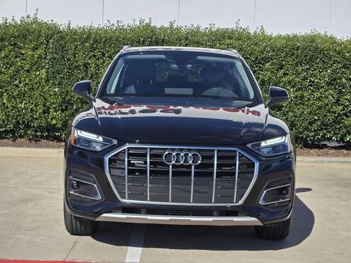 2023 Audi Q5 40 Premium