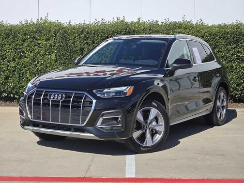 2023 Audi Q5 40 Premium
