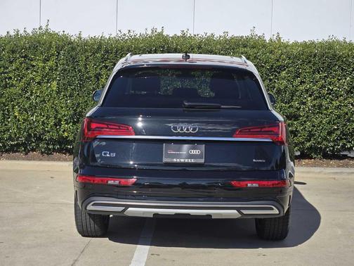 2023 Audi Q5 40 Premium