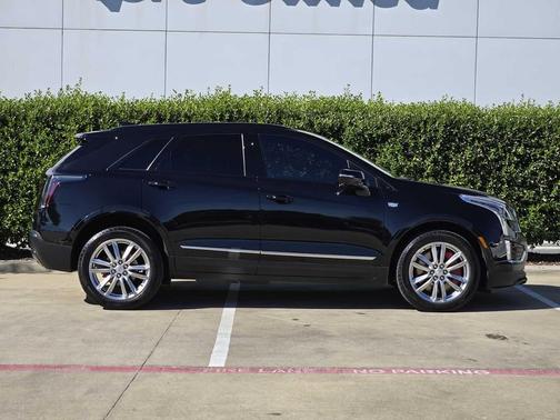 2023 Cadillac XT5 Sport