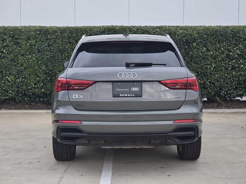 2024 Audi Q3 45 S line Premium Plus