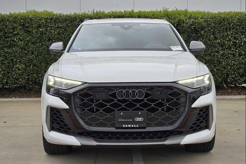 GLACIER WHITE 2025 Audi RS Q8 4.0T