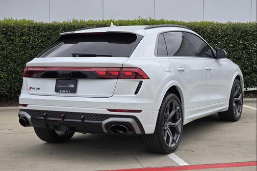 GLACIER WHITE 2025 Audi RS Q8 4.0T