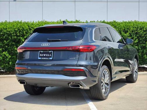 2025 Audi Q5 Premium Plus