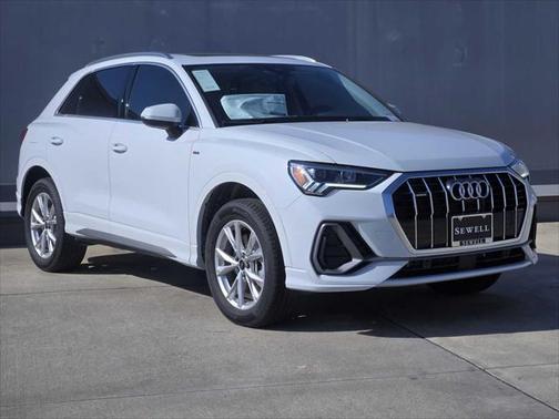 2025 Audi Q3 45 S line Premium Plus