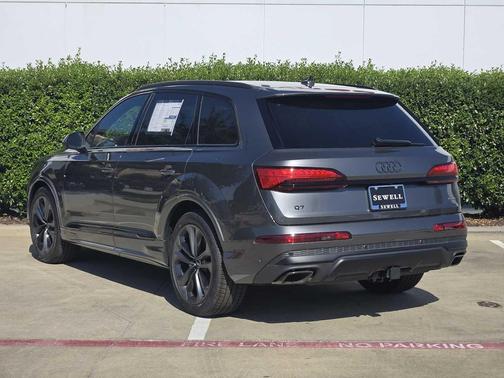 2026 Audi Q7 55 Premium Plus