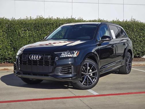 2024 Audi Q7 55 Premium Plus