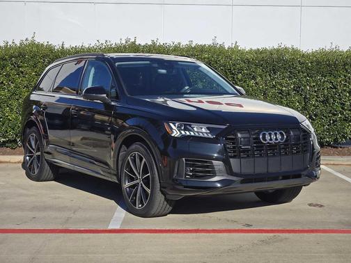 2024 Audi Q7 55 Premium Plus