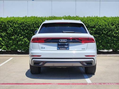 2023 Audi Q8 55 Premium Plus