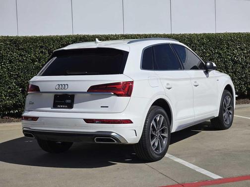 2023 Audi Q5 45 S line Premium Plus