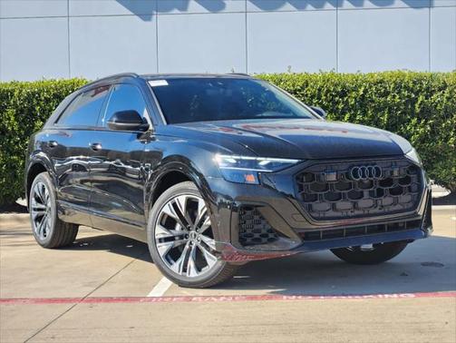 2025 Audi Q8 55 Premium Plus
