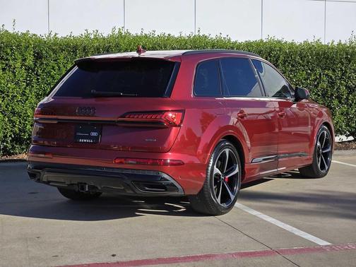 2024 Audi Q7 55 Prestige