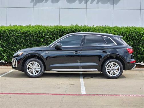 2024 Audi Q5 45 S line Premium
