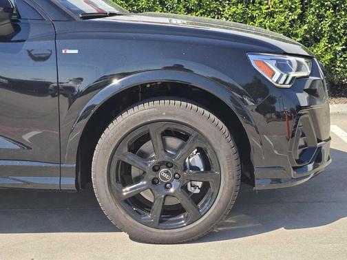 2025 Audi Q3 45 S line Premium Plus